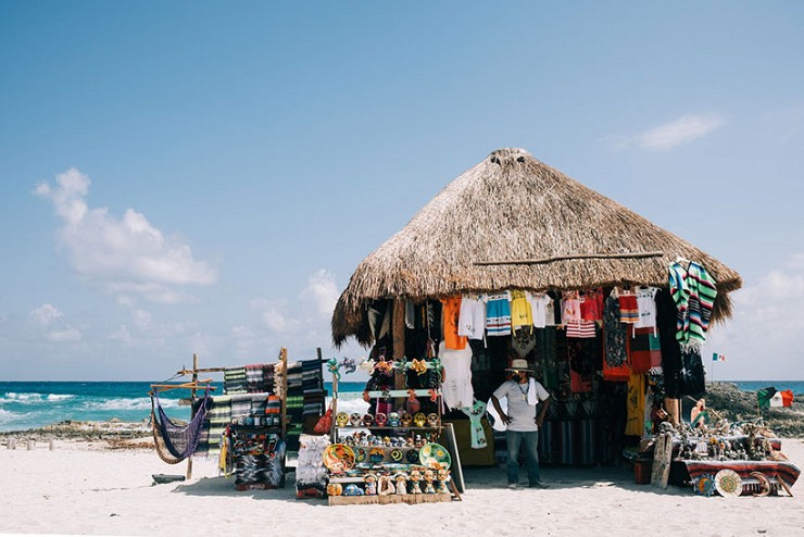 How to Start a Successful Custom Clothing Business at the Beach